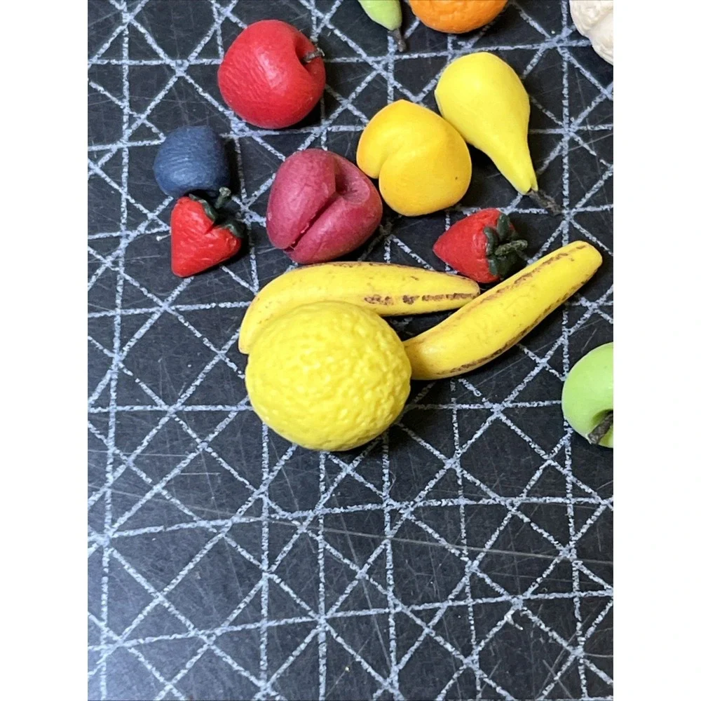 Vtg Artisan Dollhouse Miniature Vegetable Fruit Basket Market Food OOAK Realist